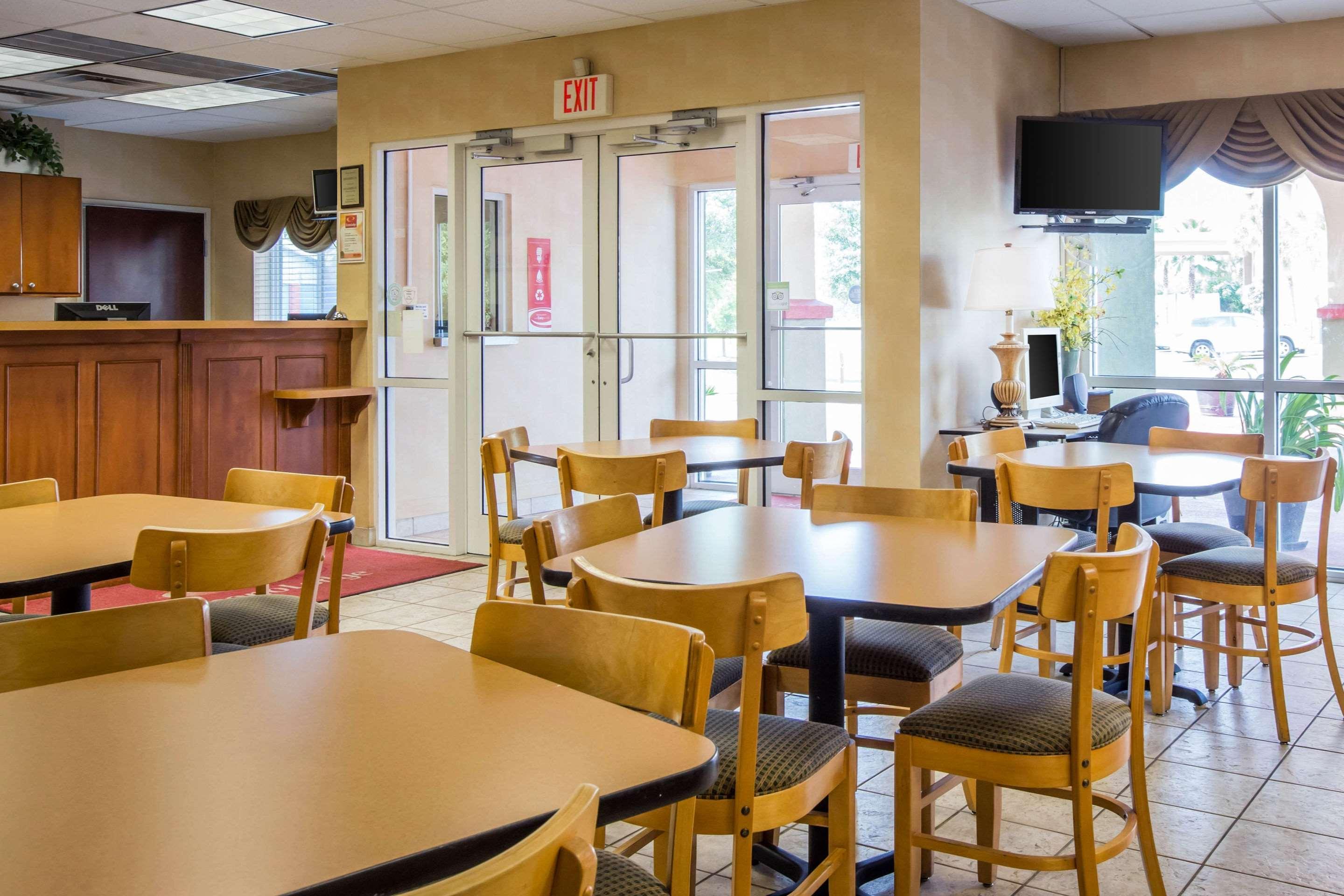 Econo Lodge Valdosta Kültér fotó
