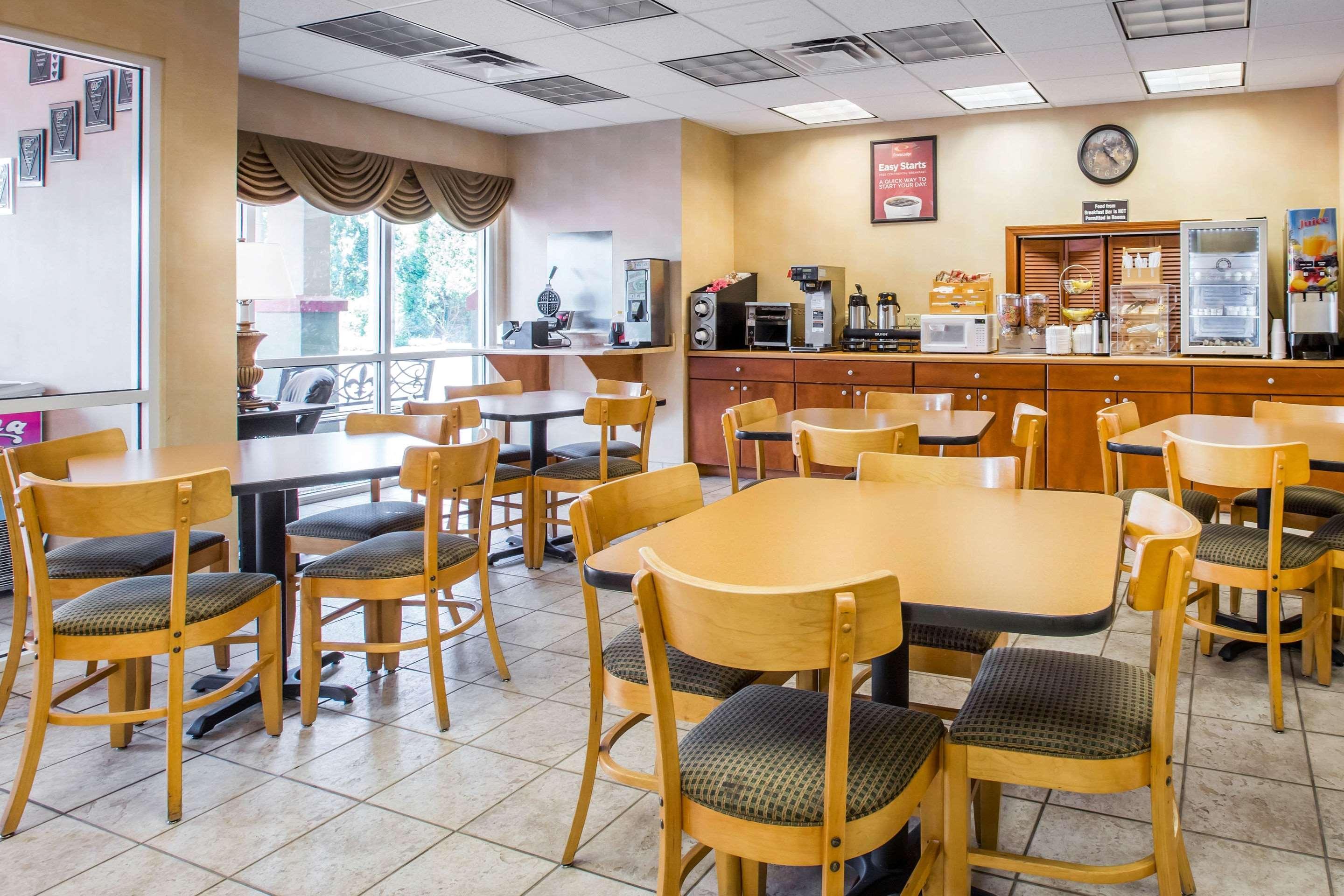 Econo Lodge Valdosta Kültér fotó